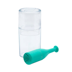 The DMV Versa Contact Lens Insertion and Removal Tool (5-Pack Green) includes a transparent cylindrical plastic container with a matching lid and small teal plunger. Expertly designed with a round handle for scleral lens insertion, it fits seamlessly into the container.