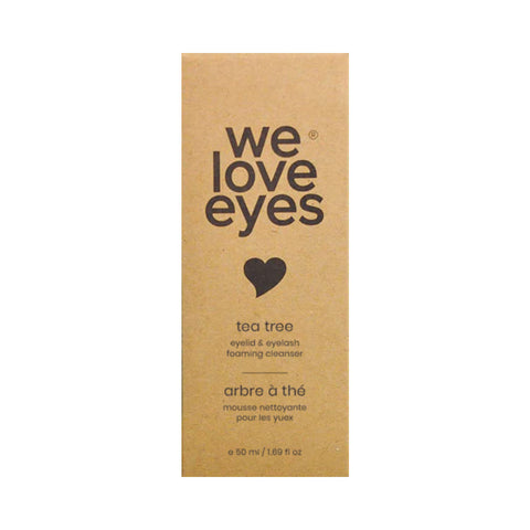 A 25mL mini cardboard box with a heart icon labeled We Love Eyes by the brand We Love Eyes features tea tree oil in its eyelid & eyelash foaming cleanser, also known as arbre à thé.